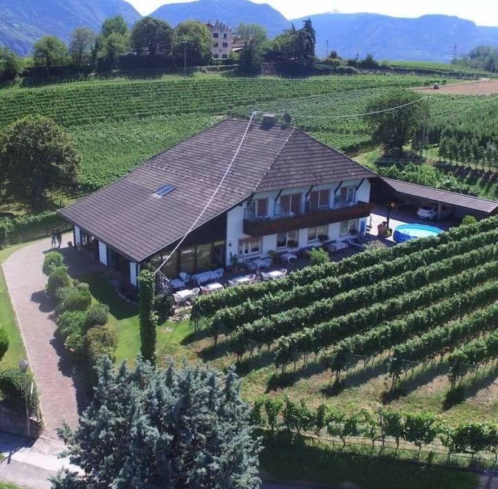 Landhaus Weingut Cornaiano Exterior photo